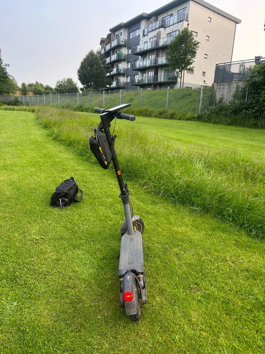 Scooter • Ninebot G2 MAX with premium suspension • - Image 3