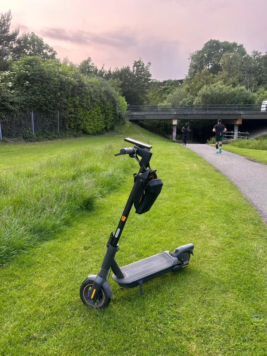 Scooter • Ninebot G2 MAX with premium suspension • - Image 1