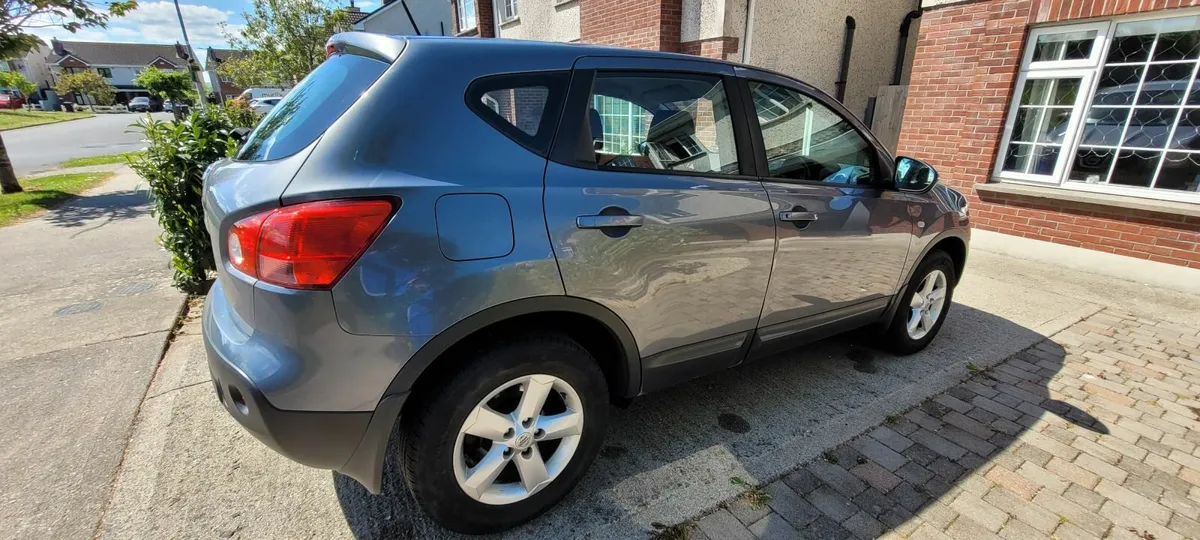 Nissan Qashqai 2010 - Image 3