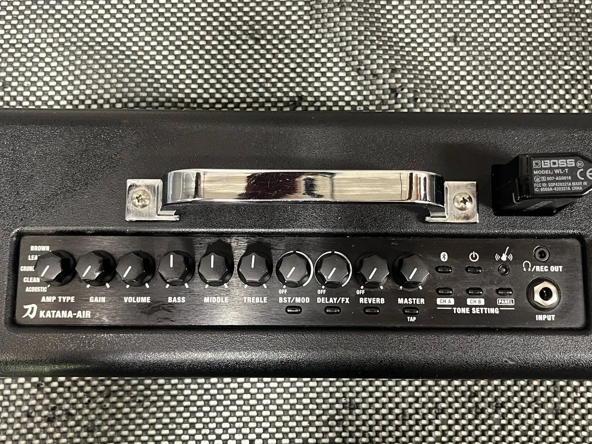 Boss Katana Air - Image 2