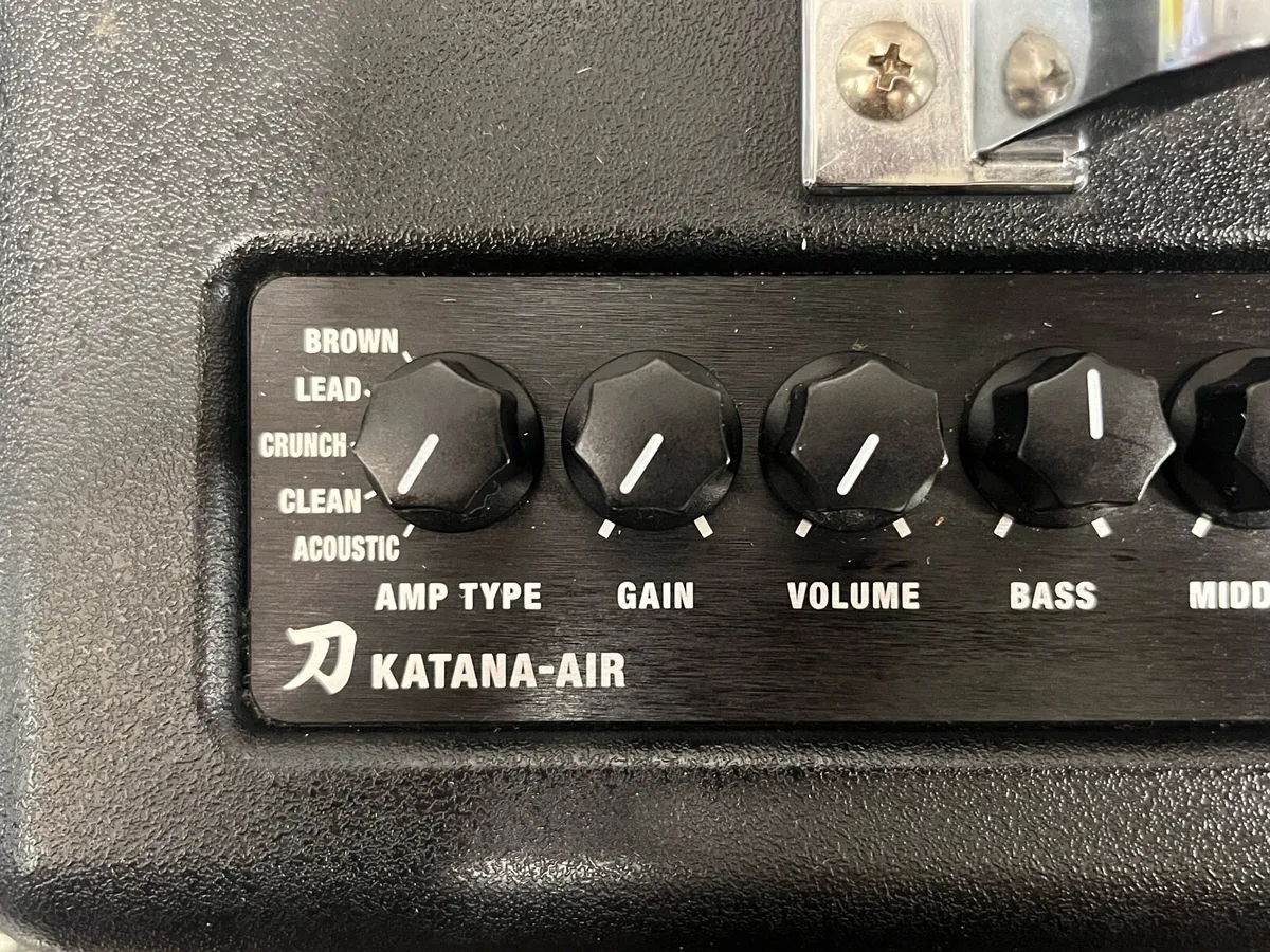 Boss Katana Air - Image 3