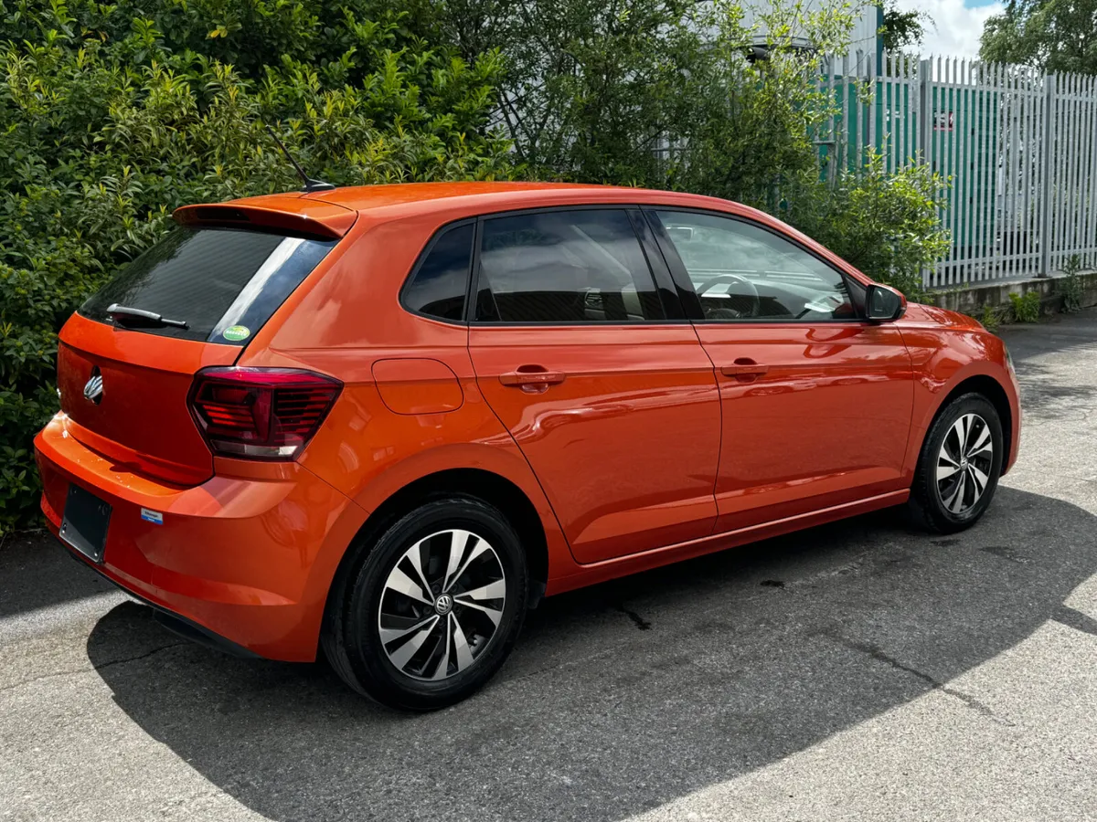 Volkswagen Polo 1.0 New model - Image 4