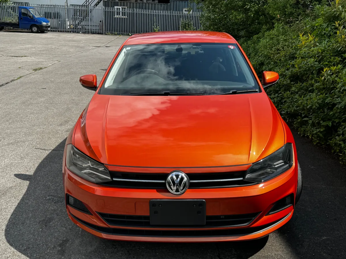 Volkswagen Polo 1.0 New model - Image 2