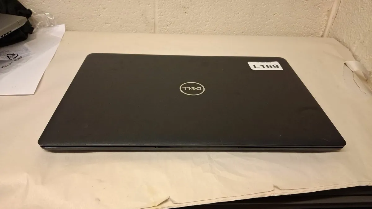 Dell Latitude 3500 i5 8th Gen | 16GB RAM Laptop - Image 2