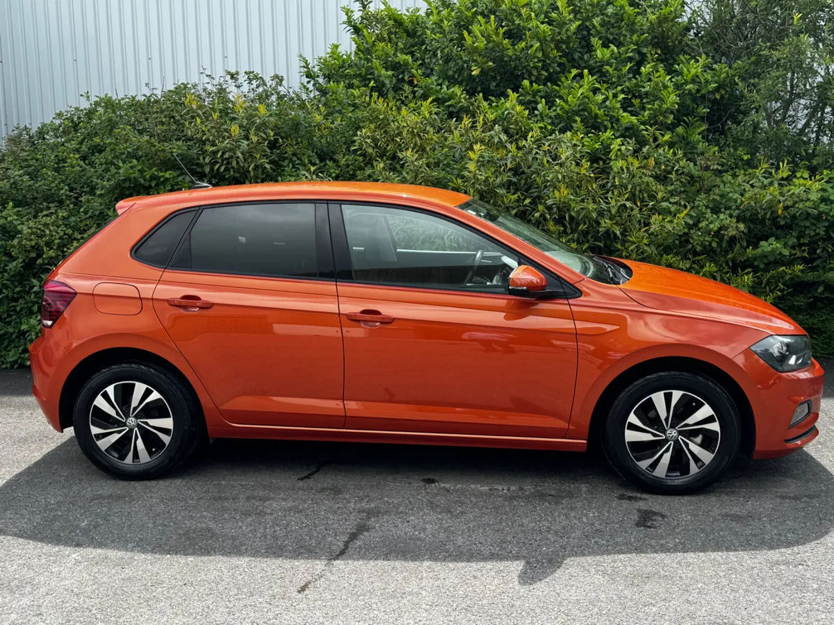 Volkswagen Polo 1.0 New model - Image 3