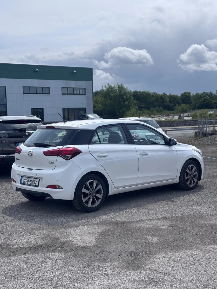 171 Hyundai i20 1.2 petrol - Image 4