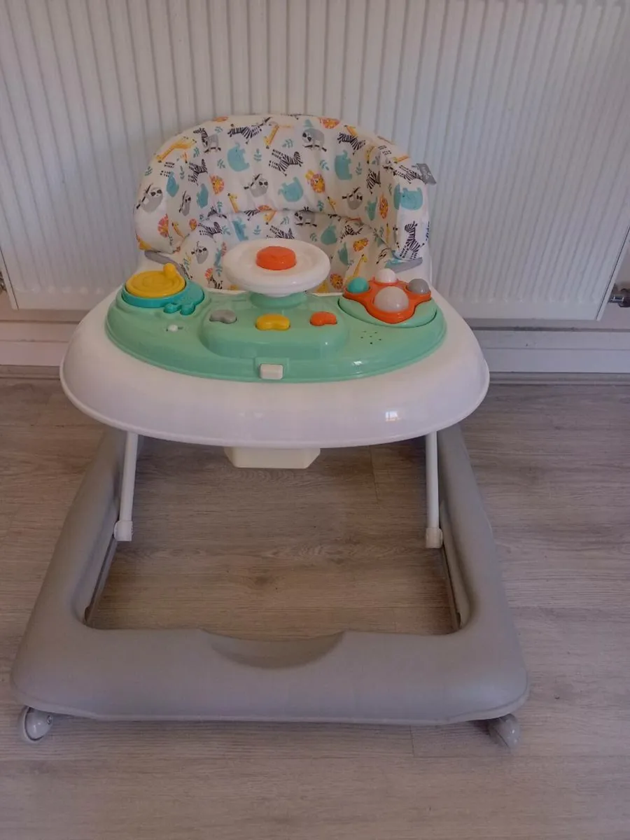 Babylo baby's walker - Image 1