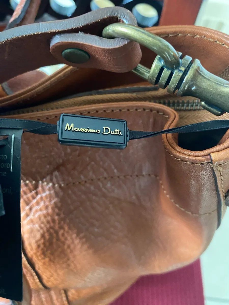 NEW Massimo Dutti Leather Shoulder/ Handbag - Image 4