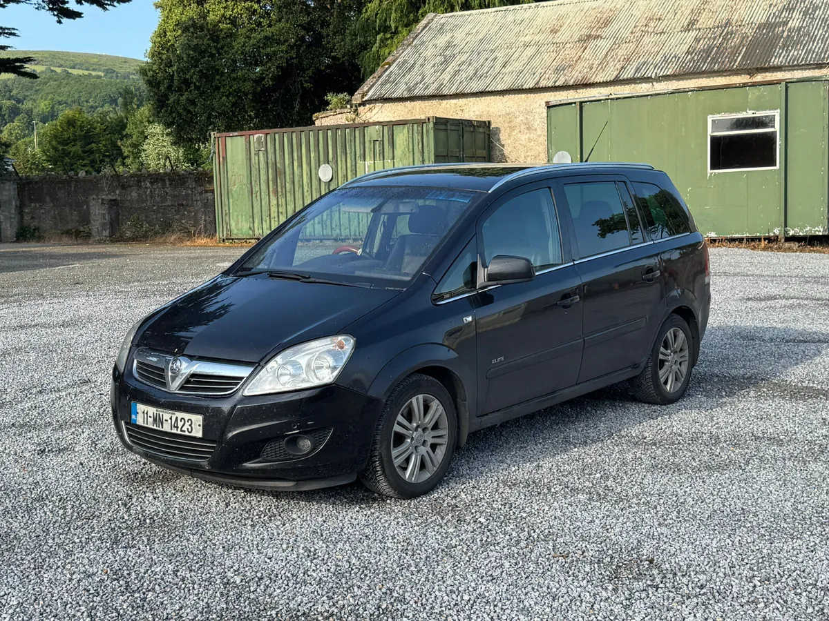 Vauxhall Zafira 2011 DRIVES LIKE NEW, - Image 2