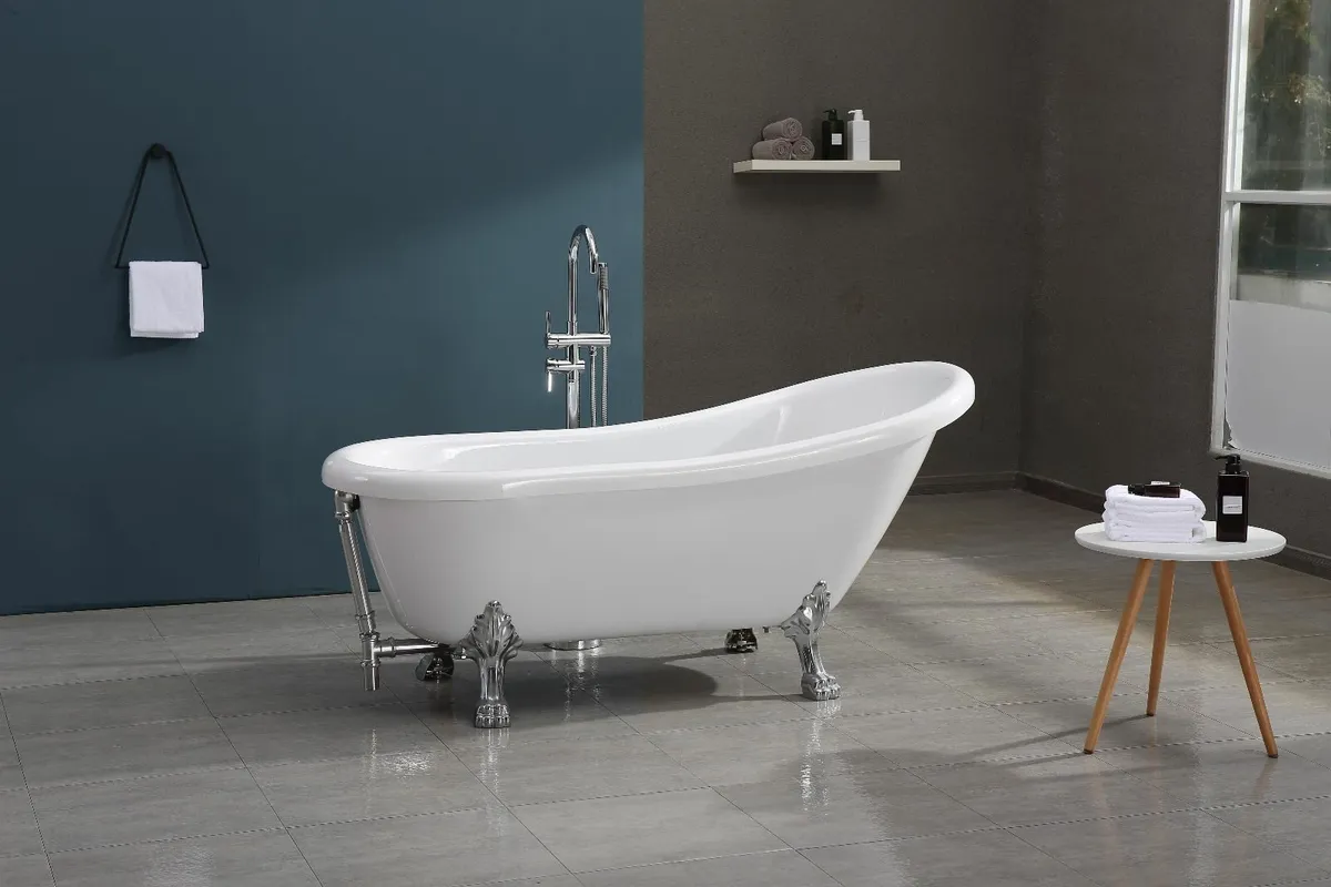 Online Auction Of Freestanding Baths And More!! - Image 1