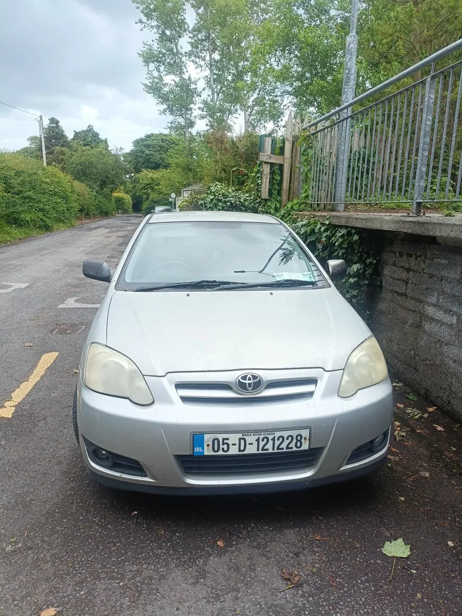 Toyota Corolla 2005 - Image 1