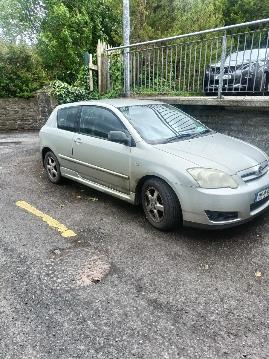 Toyota Corolla 2005 - Image 2