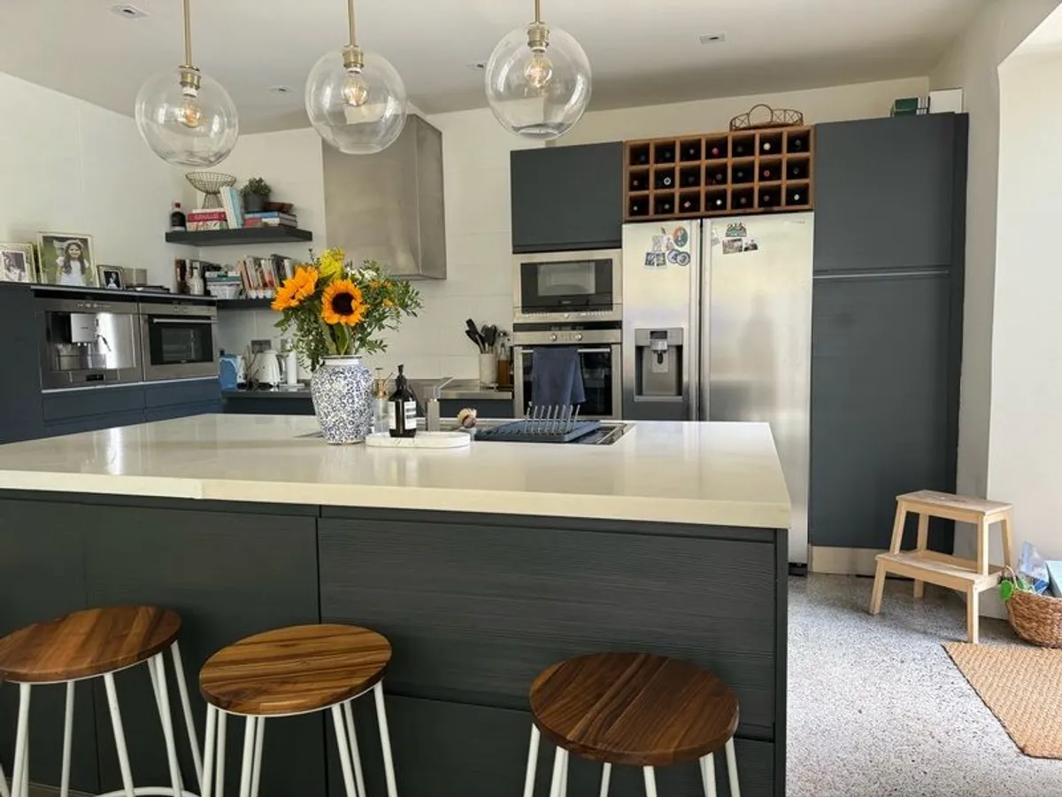 Luxury kitchen with High end appliances for sale - Image 2