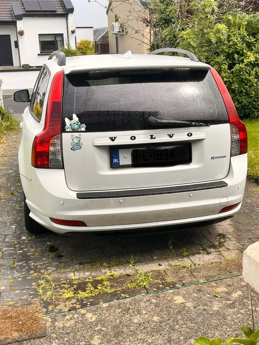 Volvo V50 1.6D R-Design - Image 4