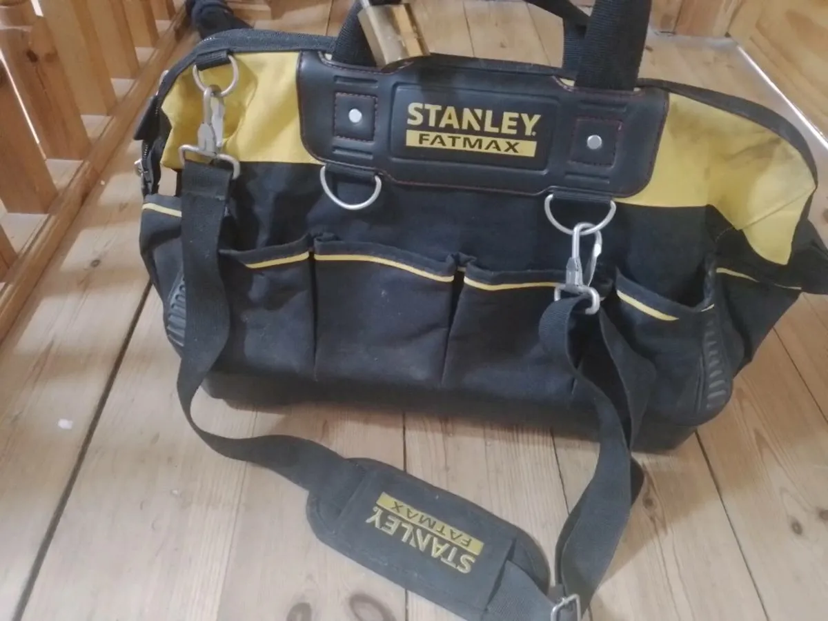 Stanley fatmax 18inch hardbase tool bag - Image 1