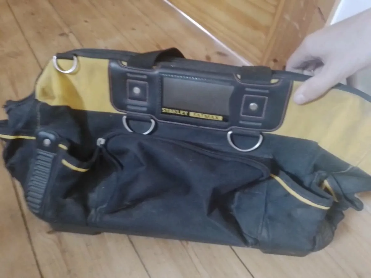 Stanley fatmax 18inch hardbase tool bag - Image 3