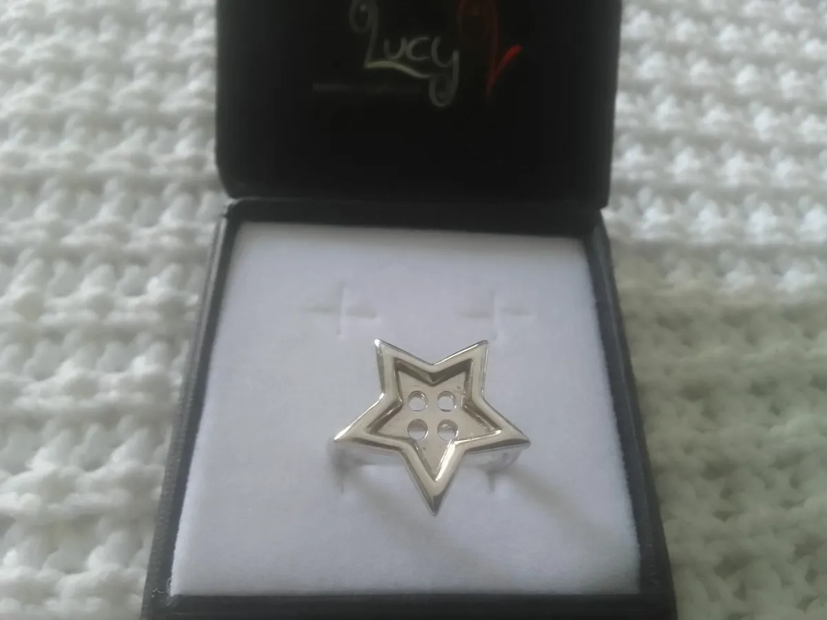 STERLING SILVER LUCY Q STAR RING SIZE N NEW - Image 2