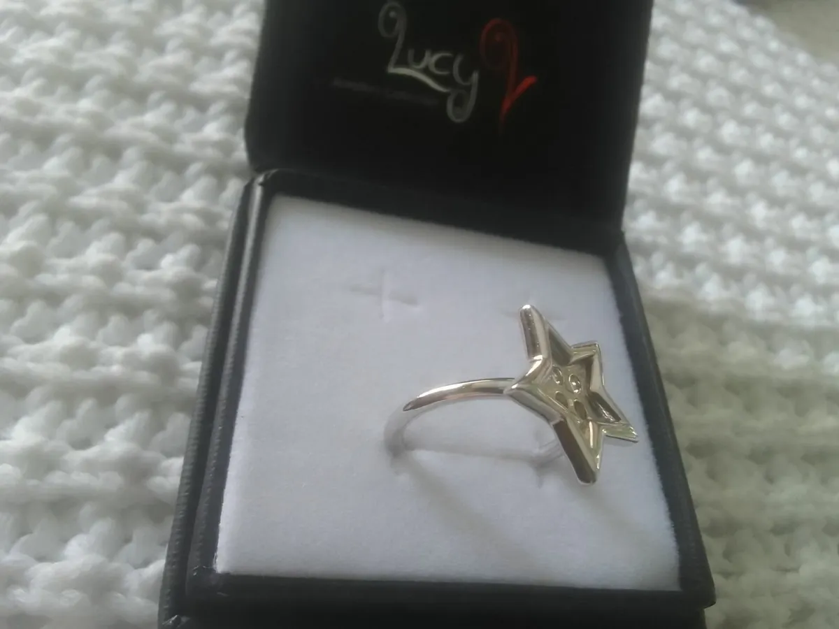 STERLING SILVER LUCY Q STAR RING SIZE N NEW - Image 3
