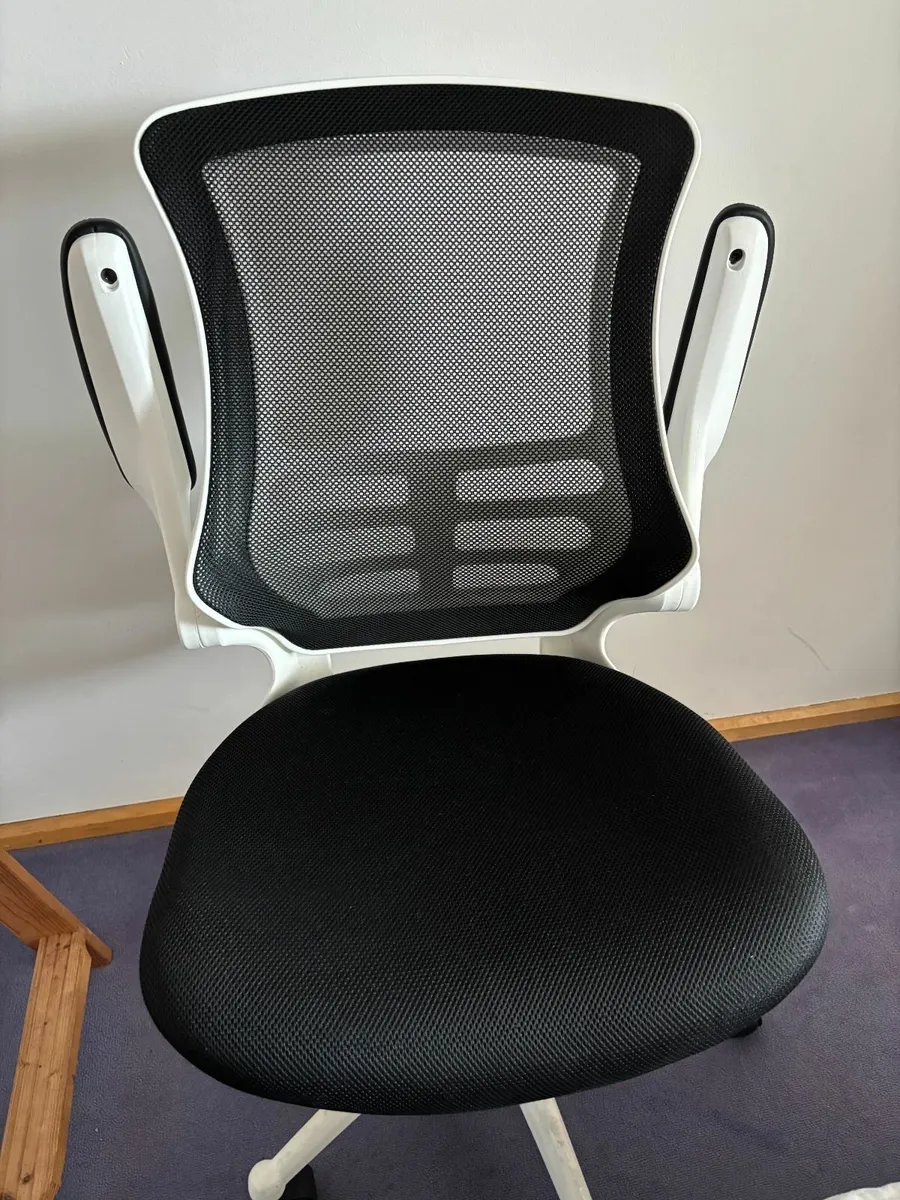 Ergonomic Office Swivel Chair - Image 2