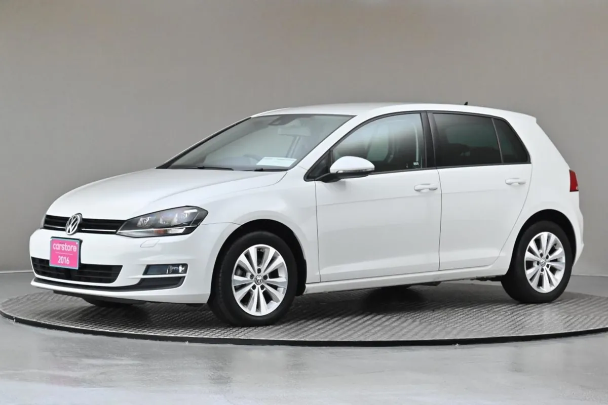Volkswagen Golf 1.2 TSI DSG MK7 Comfortline  reve - Image 4