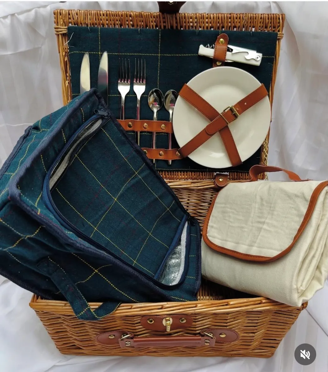 Picnic basket - Image 2