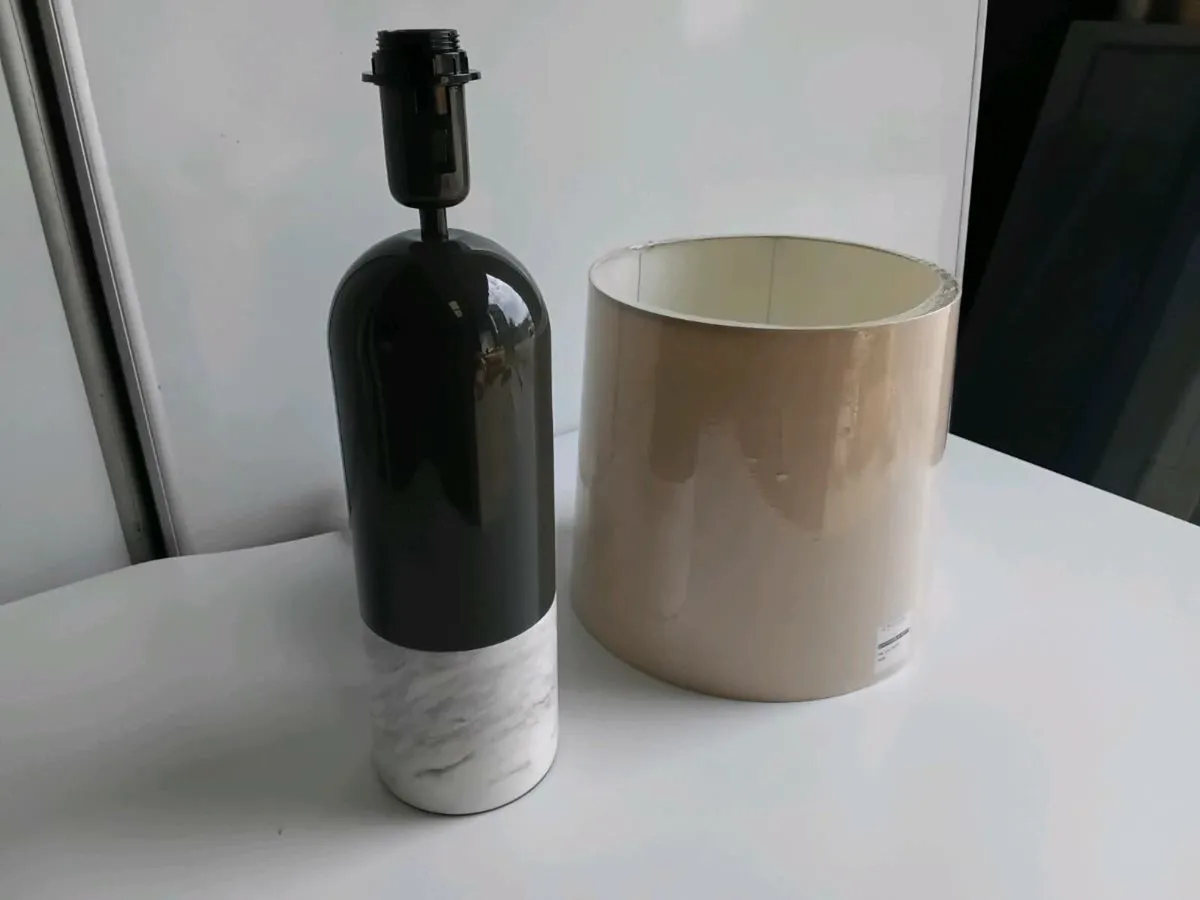 Chelsom Artificial Marble Table Lamp x1 - Image 4