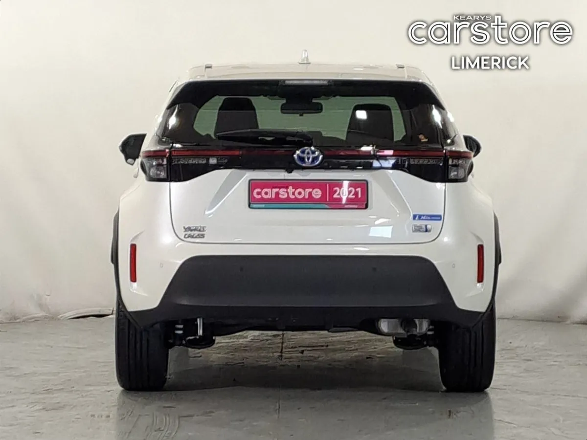Toyota Yaris Cross 1.5 PET HYB Auto - Image 4