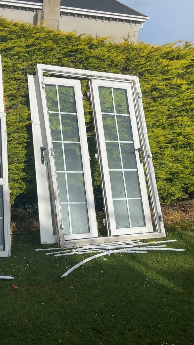 ****Free****Selection of Windows & Doors - Image 3