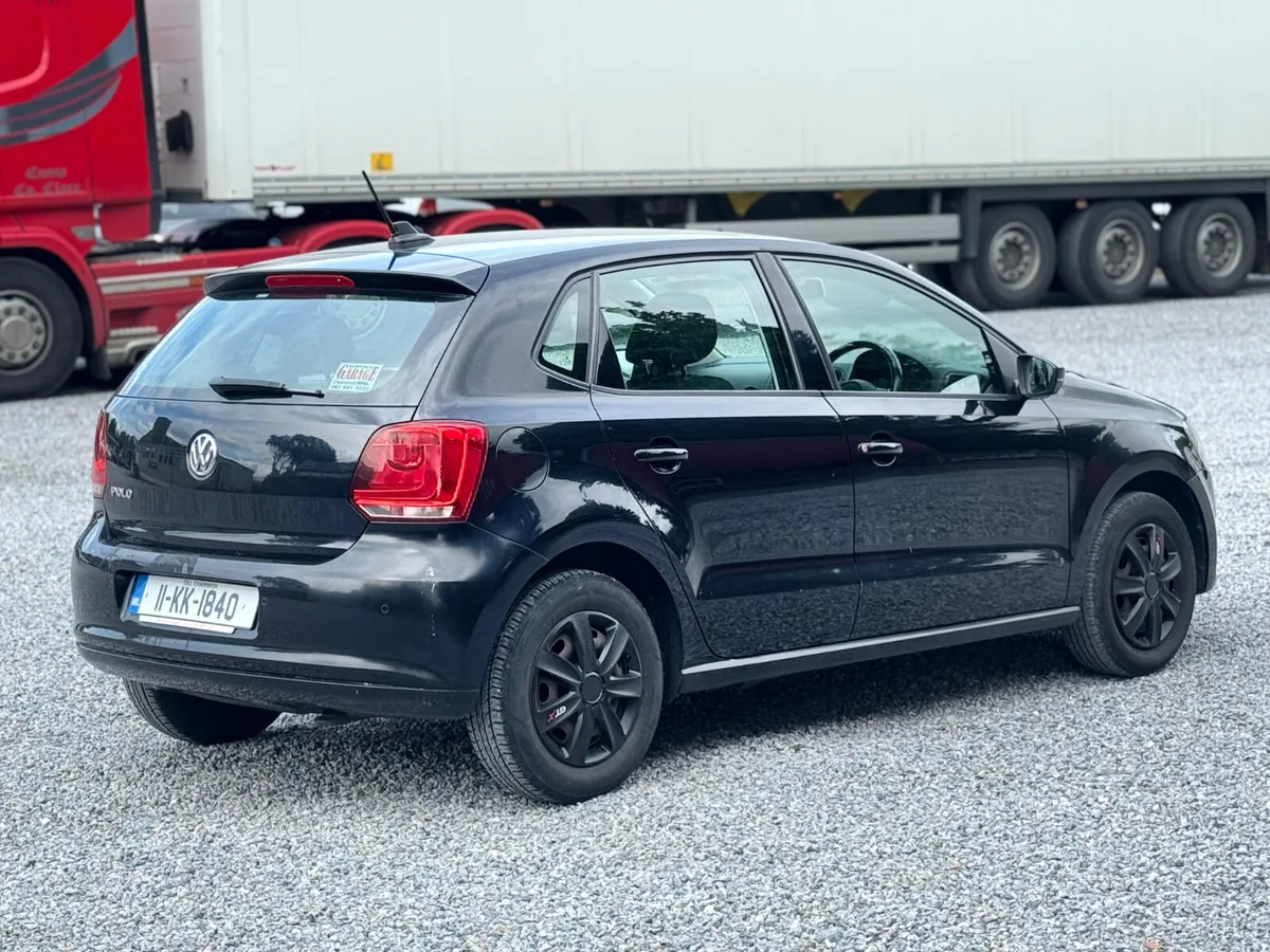 Volkswagen Polo 2011 GREAT STARTER CAR! NICE CAR - Image 4