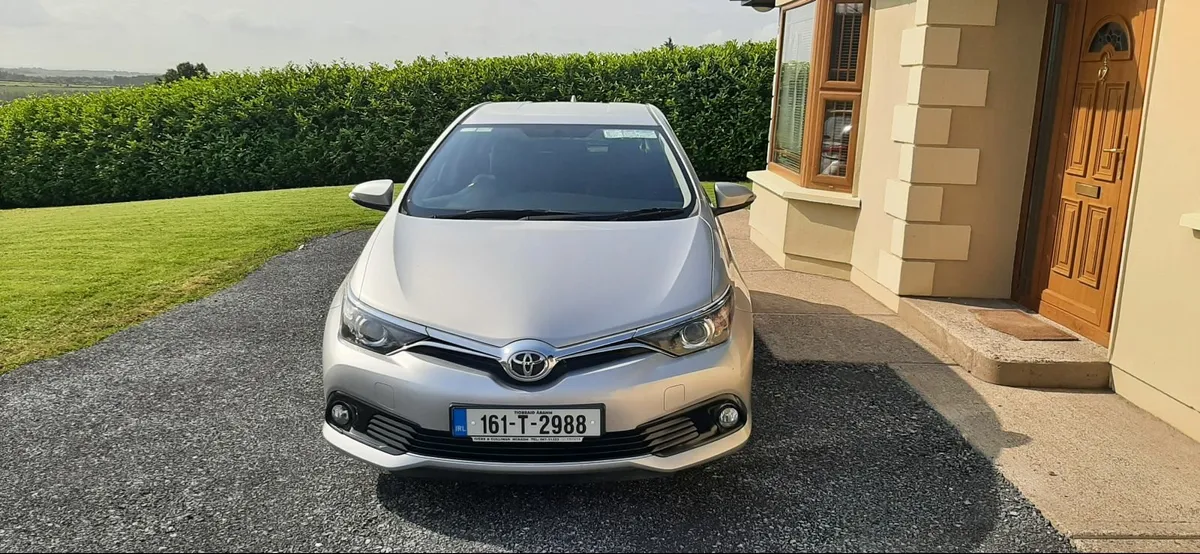 Toyota Auris 2016 - Image 4