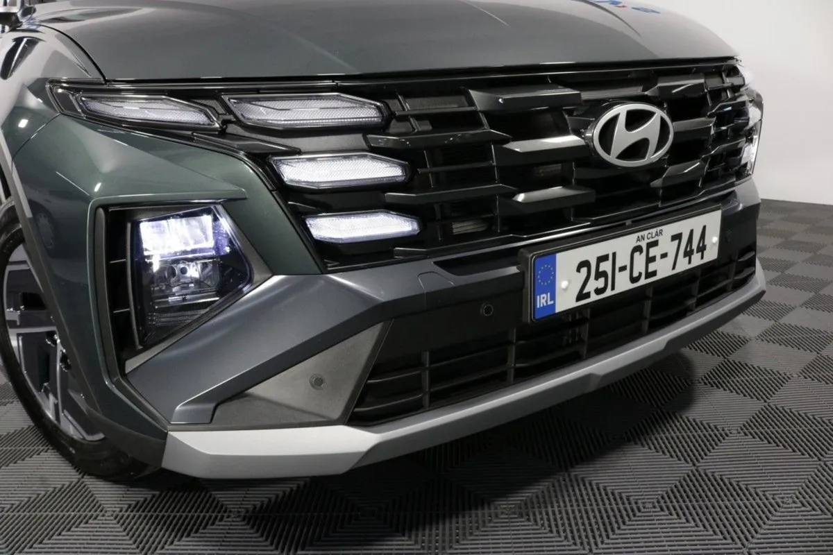 Hyundai Tucson Comfort Plus 1.6l Diesel SUV - Image 3