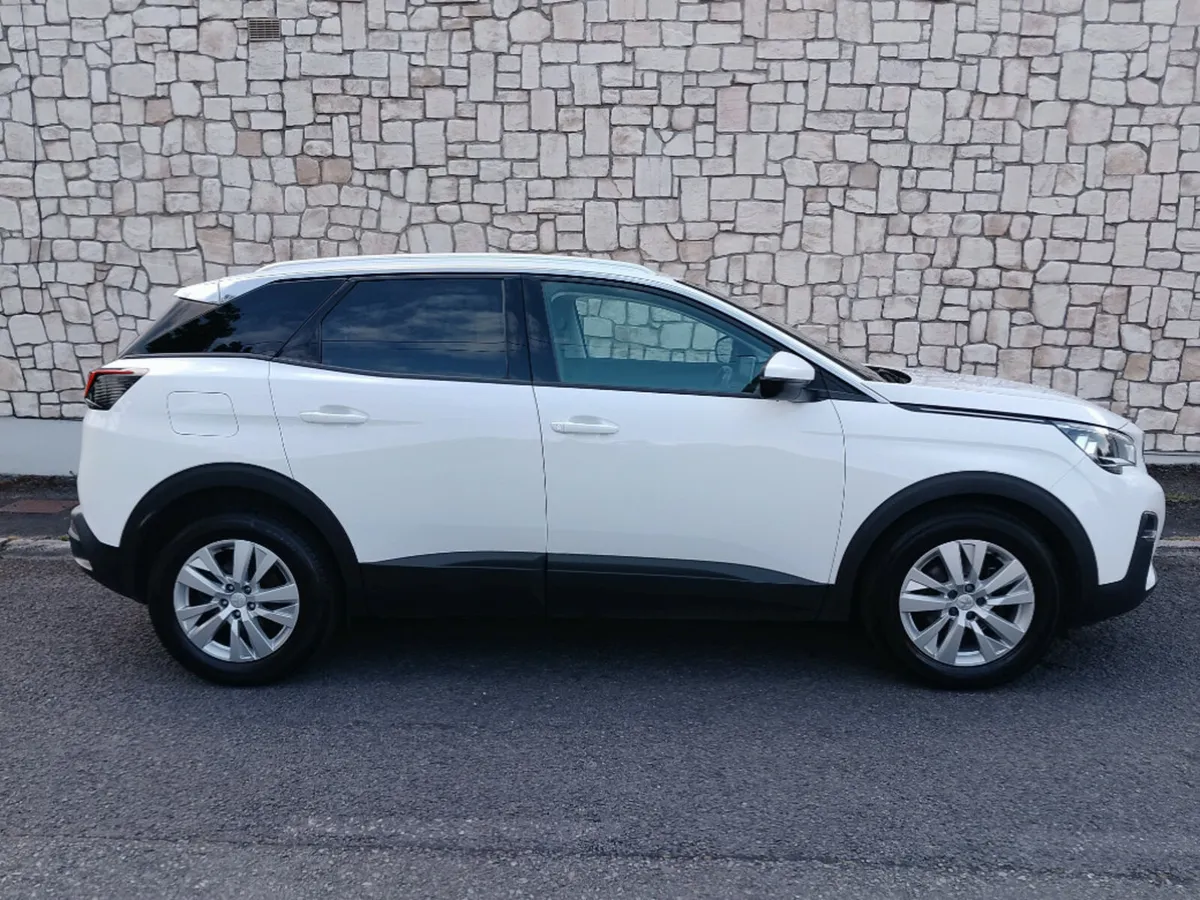 Peugeot 3008 Active 1.5 Blue HDI 130 6.2 4D - Image 2