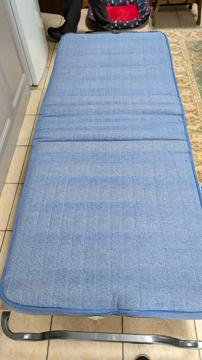 FOLD UP BED WITH MATTRESS - Image 2