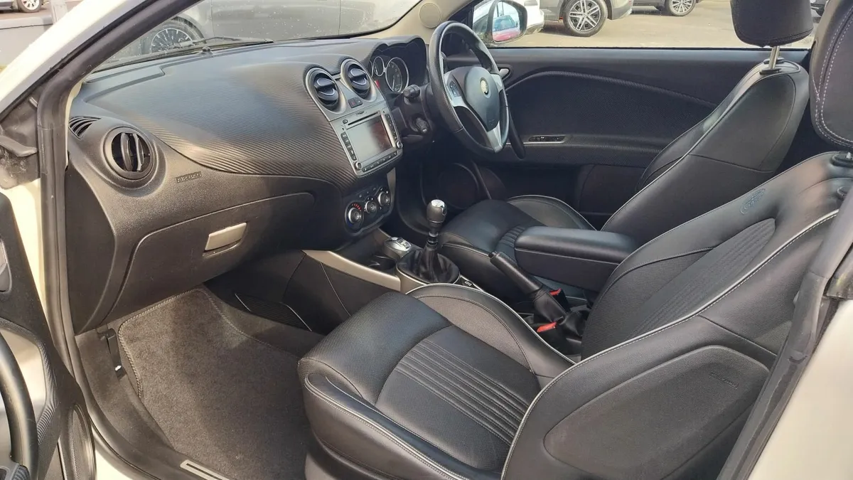 Alfa Romeo Mito 2013 - Image 4