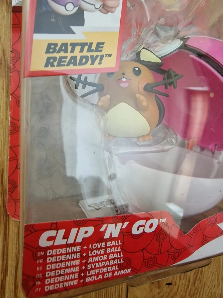Pokémon Clip 'N' Go Poké Ball Dedenne & Love 5cm - Image 2