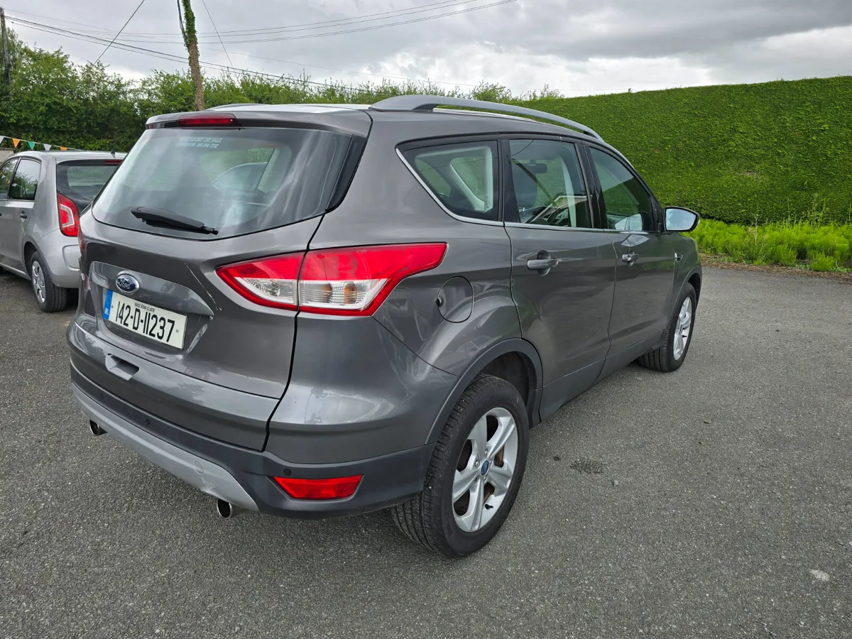 142 Ford Kuga 2.0 Tdci Zetec 2WD - Image 3