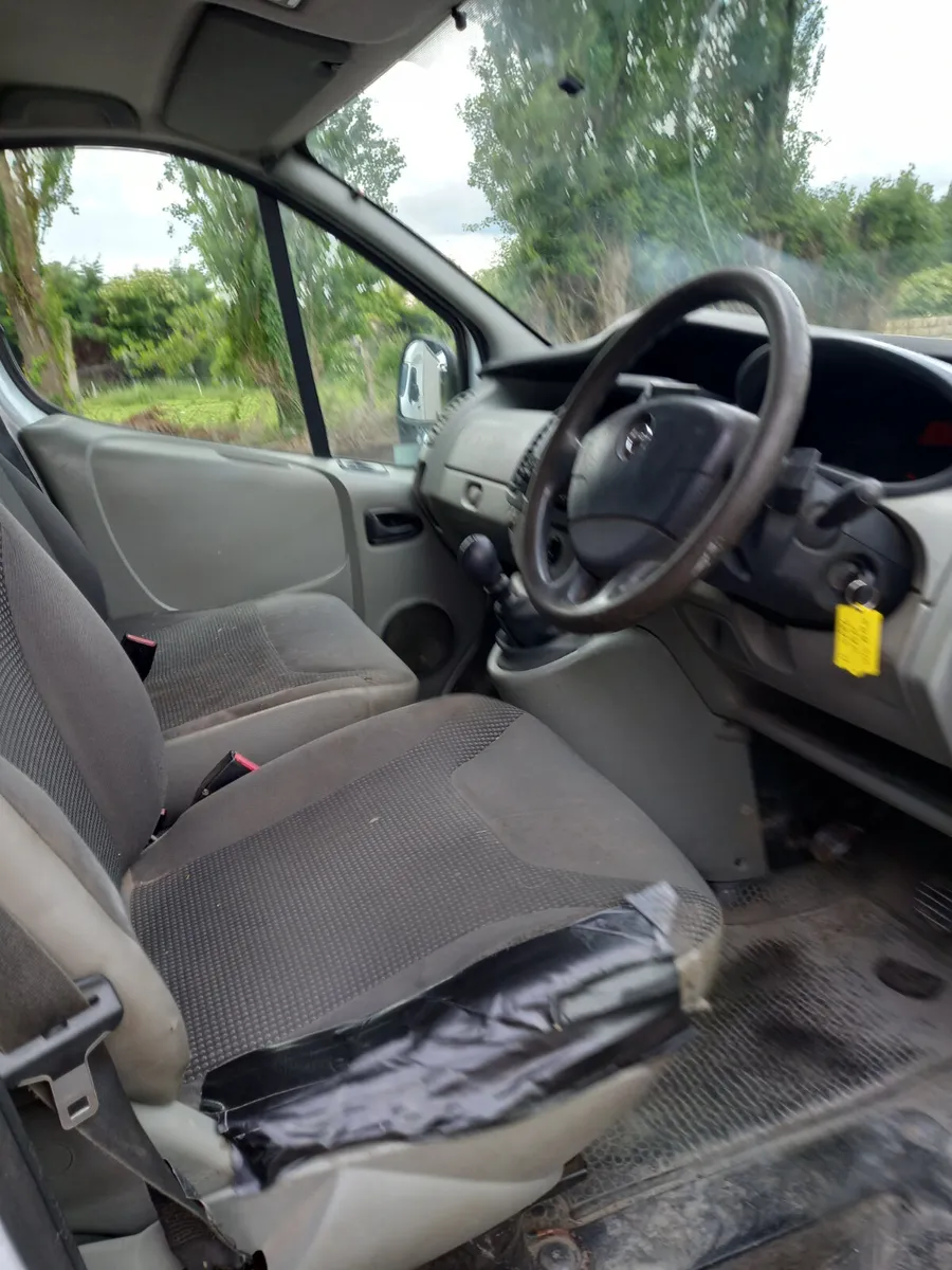 2011 Opel Vivaro 2L Diesel - Image 2