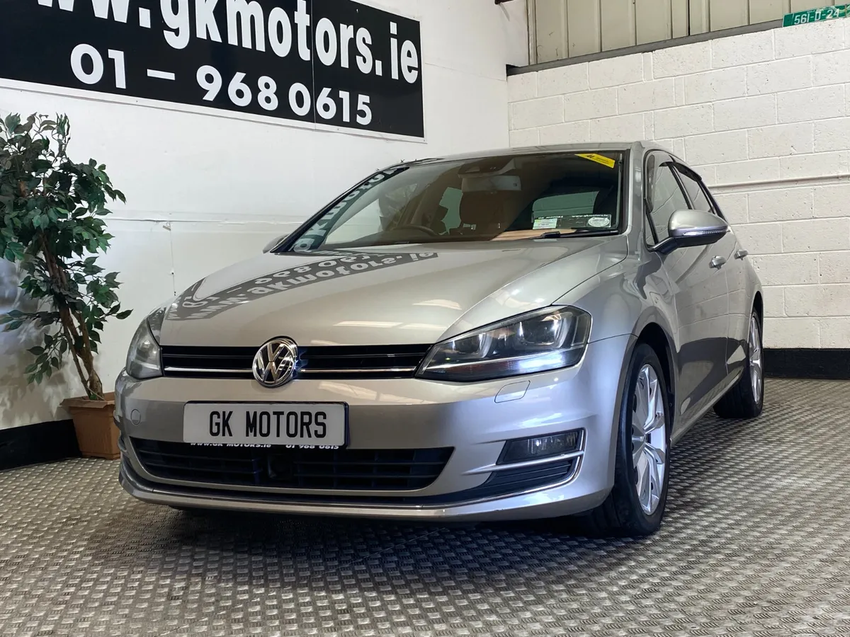 Volkswagen Golf 2013//HIGHLINE AUTOMATIC// - Image 4