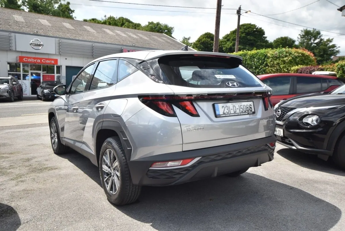 Hyundai Tucson 2WD Comfort Plus HEV Auto - Image 2
