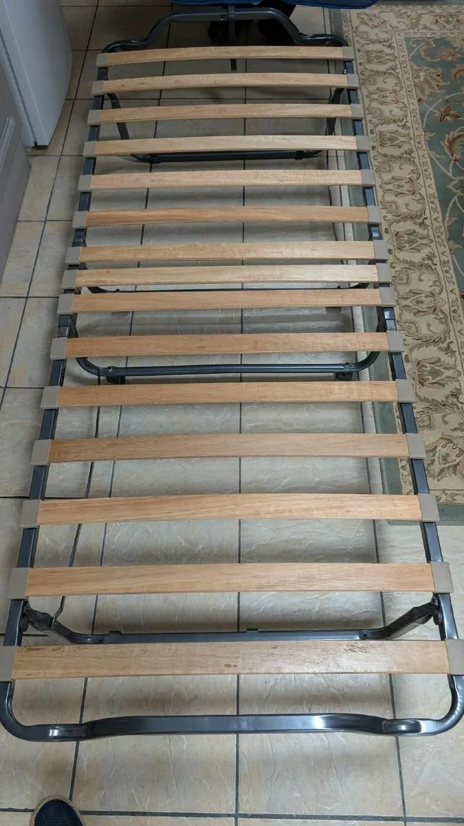 FOLD UP BED WITH MATTRESS - Image 3