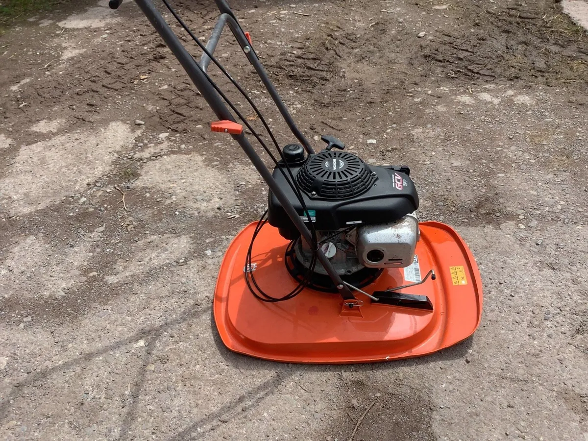 Honda lawnmower - Image 4
