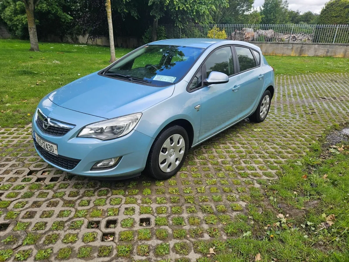 2010 Opel Astra 1.4 PETROL - NEW NCT - Image 1