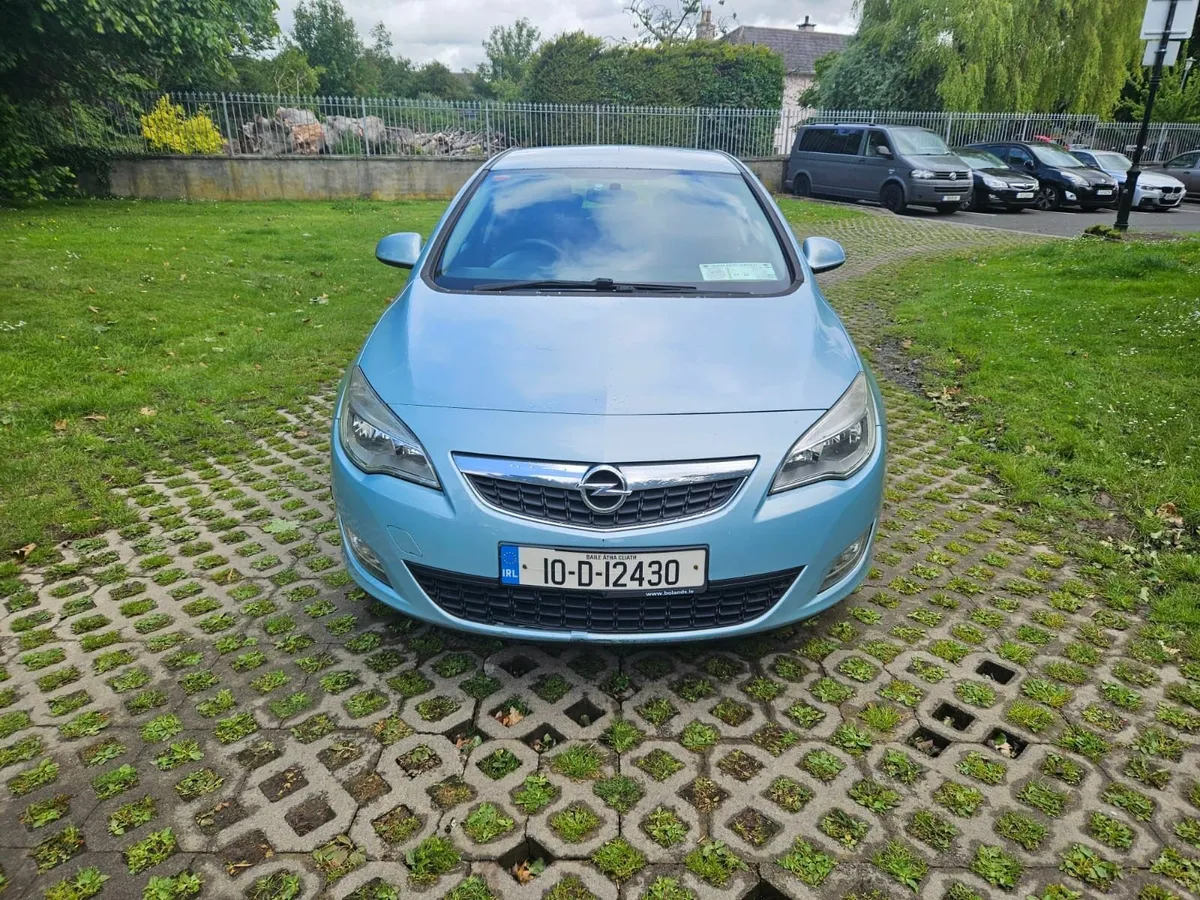 2010 Opel Astra 1.4 PETROL - NEW NCT - Image 2