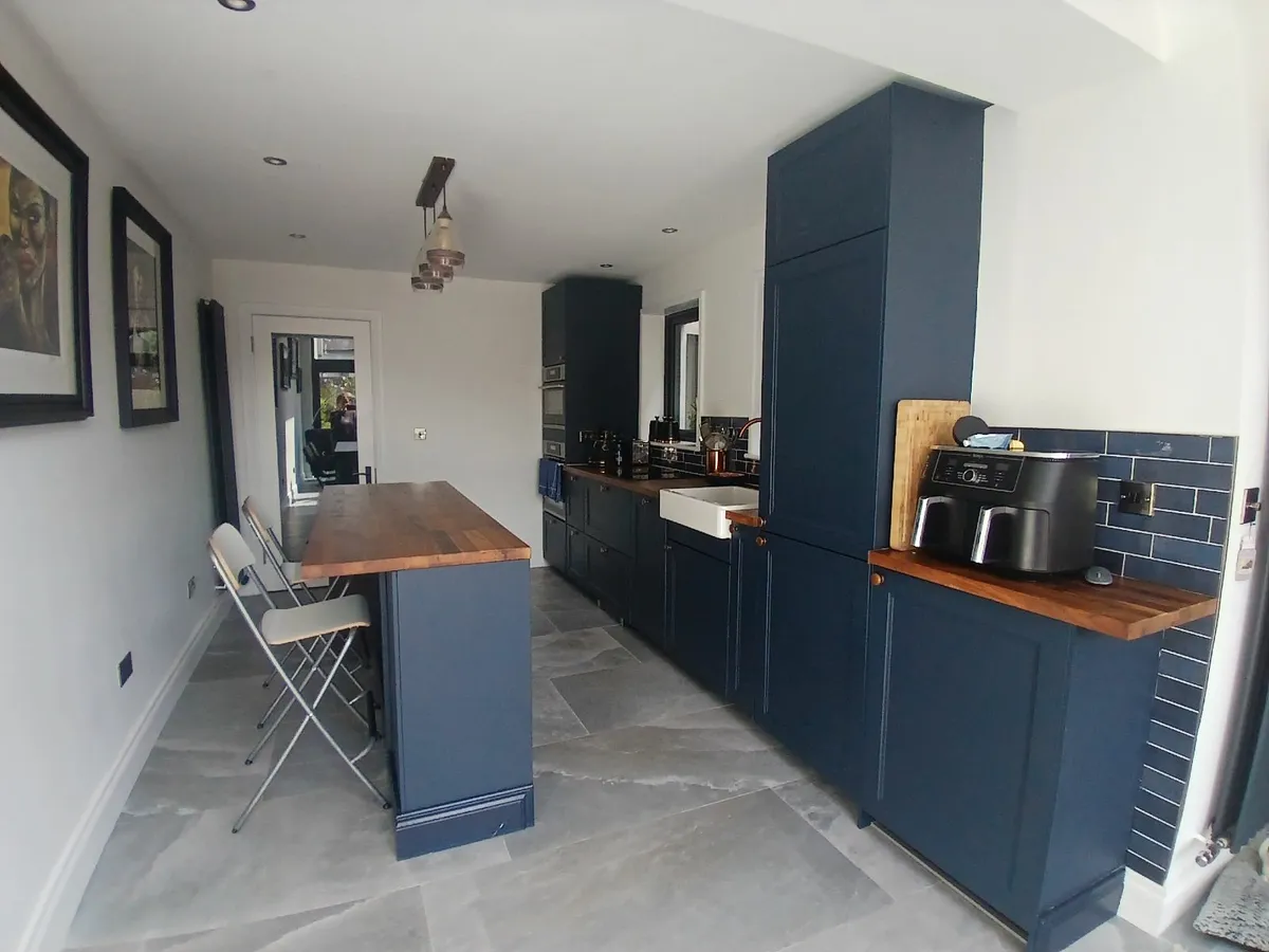 Kitchen - Image 3