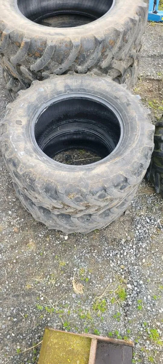 Tyres 600 65 r 38 - Image 3