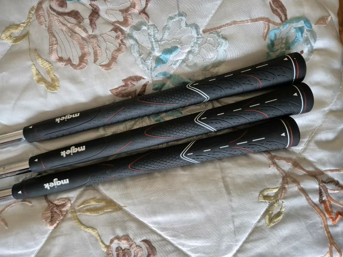 For Sale Wilson Golf Clubs. - Image 1