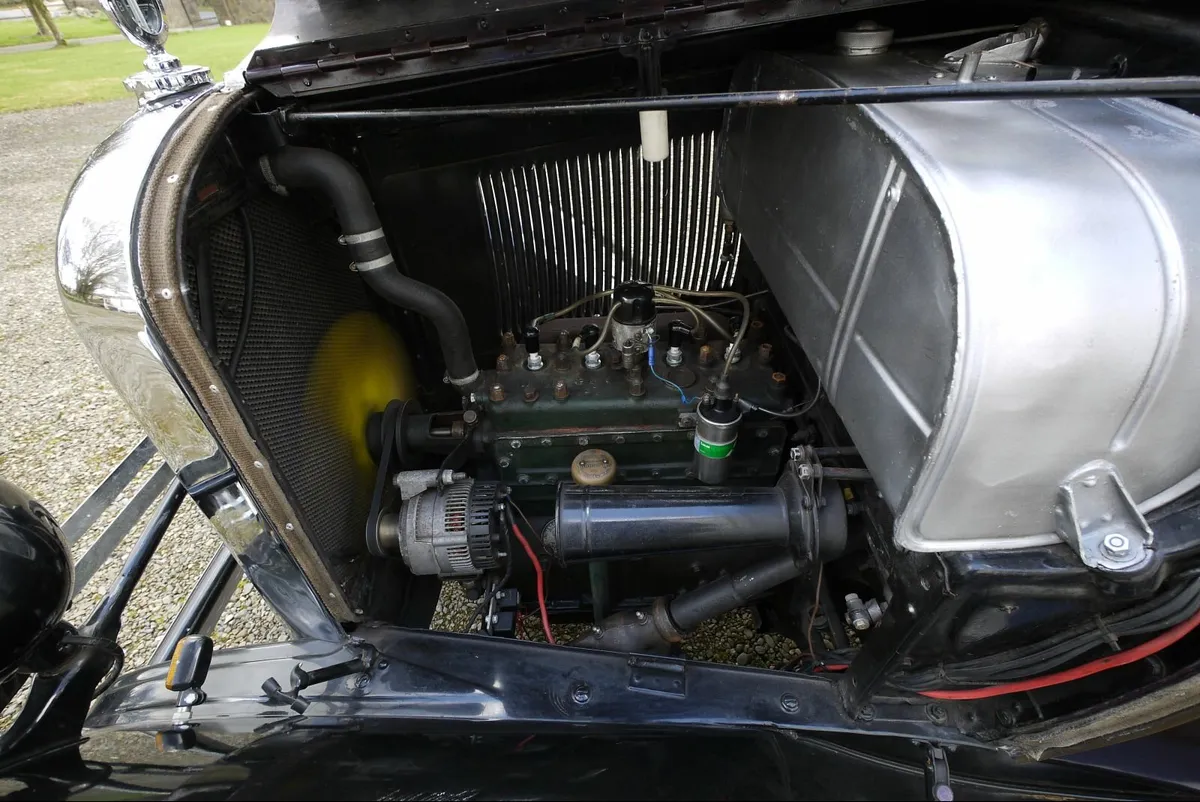 Citroen 1929 C4 Limousine 7 seater - Image 2