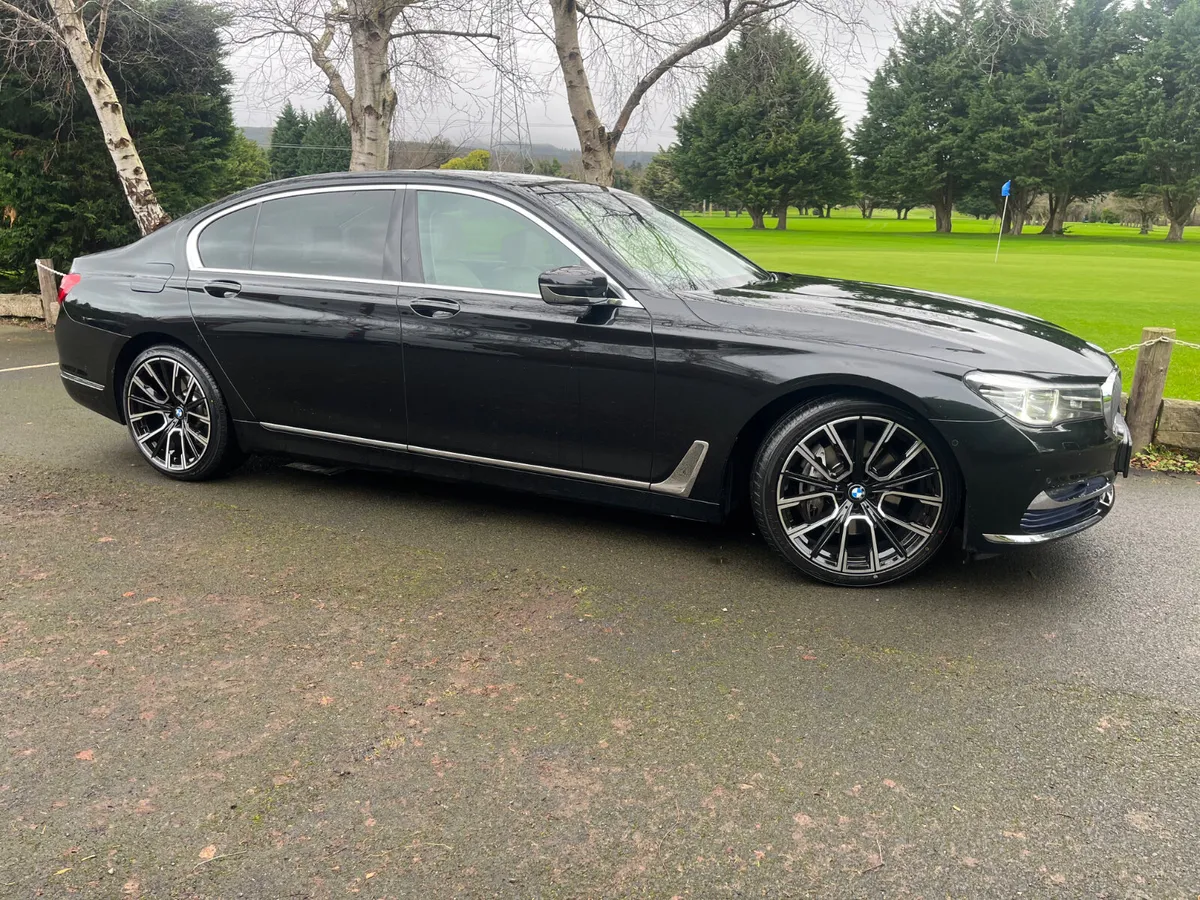 BMW 7-Series 2017 G12 LD XDRIVE EXCLUSIVE 4DR - Image 3