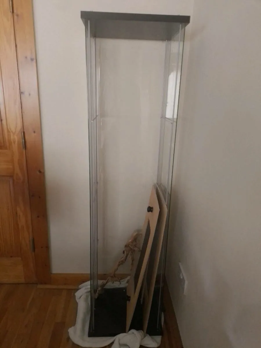 Glass cabinet storage or used for shelves or pets - Image 3