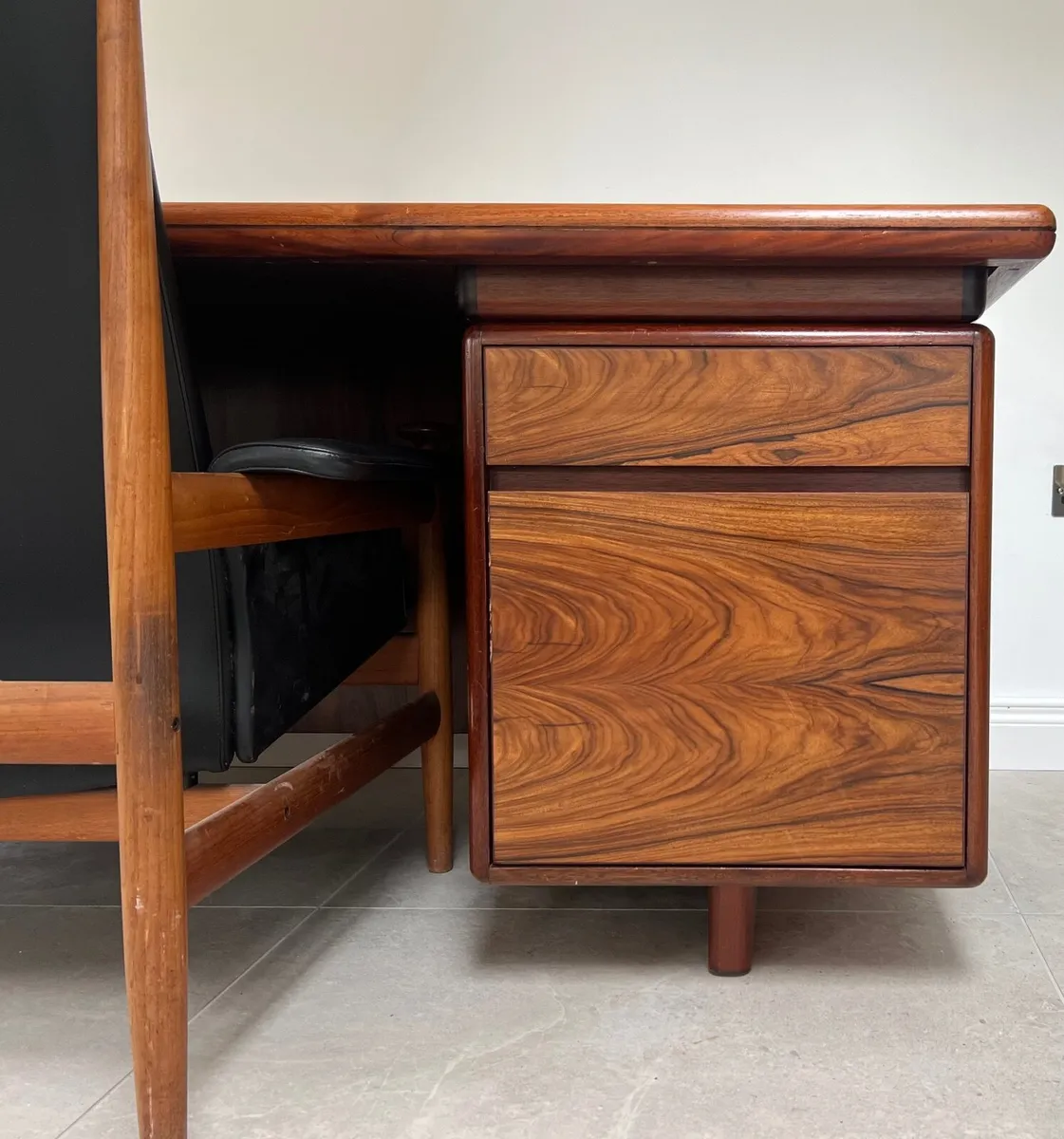 Mid century Howard Keith executive desk retro teak - Image 2